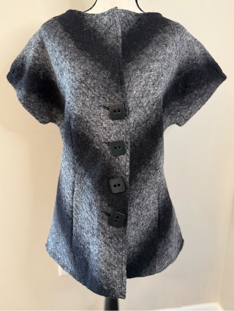 Parkhurst Wool Blend Short Sleeve Cardigan Black Gray V Stripes Sz Sm